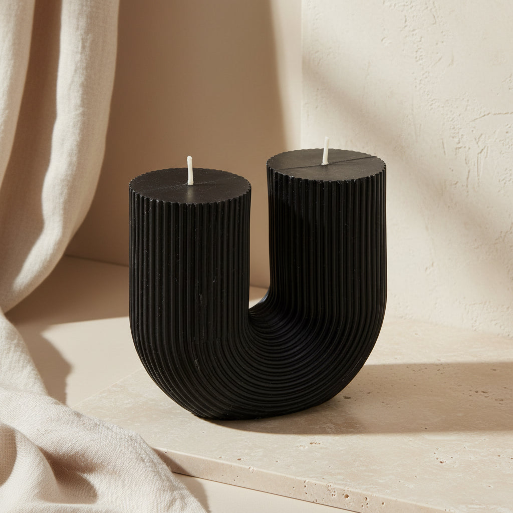 Arch Candle-Black-Cranberry-3